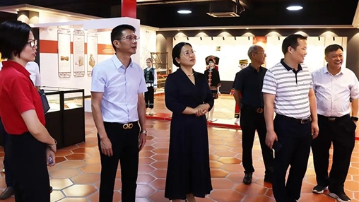 【鑄牢中華民族共同體意識】梧州市委統(tǒng)戰(zhàn)部副部長黃杰梅蒞臨百裕調(diào)研指導
